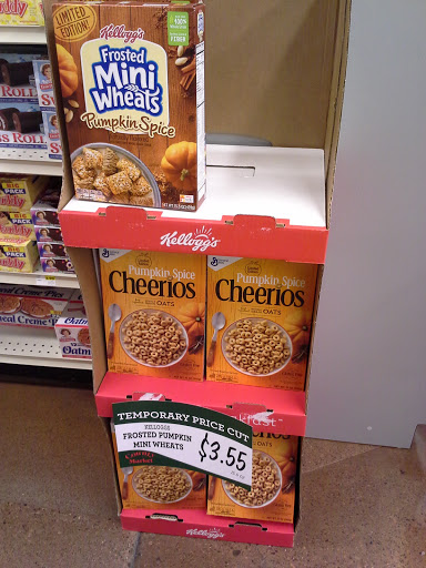 Florist «County Market», reviews and photos, 2310 Crest View Dr, Hudson, WI 54016, USA