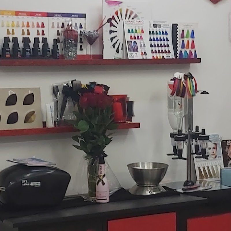 Le Rouge Hair Lounge