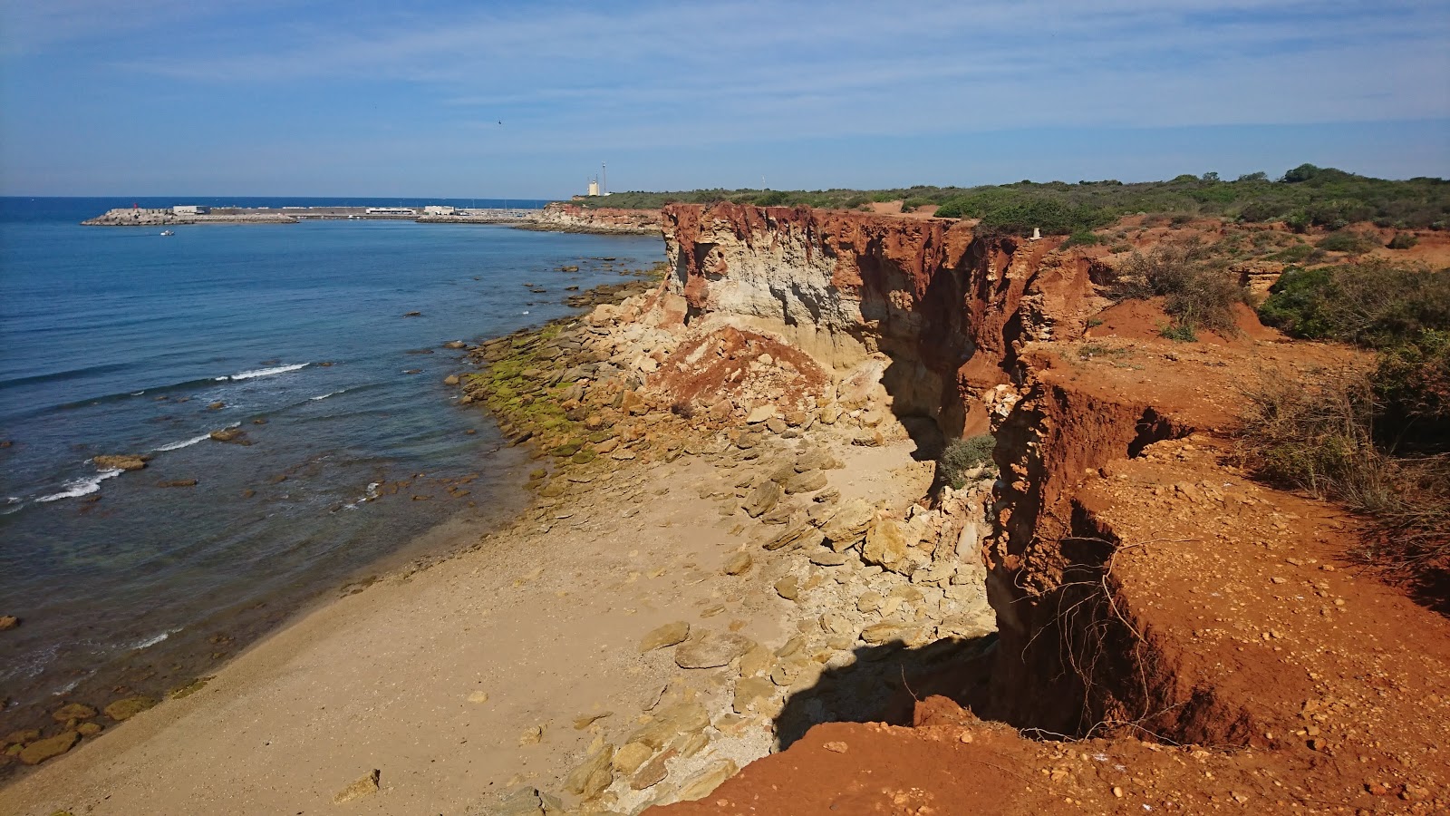 Foto von Cala Puntalejo mit beiger sand Oberfläche