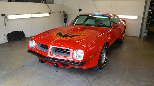 Used Car Dealer «Premier Sports Cars», reviews and photos, 1950 E Chestnut Expy, Springfield, MO 65802, USA