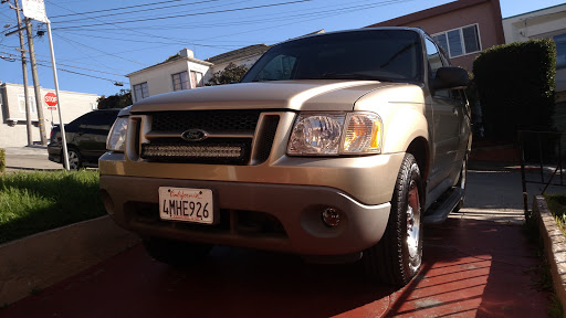 Auto Parts Store «NAPA Auto Parts - Genuine Parts Company», reviews and photos, 260 8th St, San Francisco, CA 94103, USA