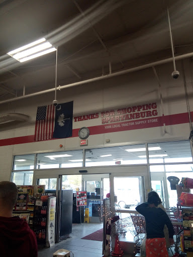 Home Improvement Store «Tractor Supply Co.», reviews and photos, 2091 E Main St, Spartanburg, SC 29307, USA