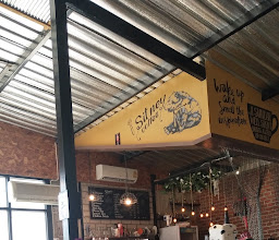 Sit ny cafe' photo
