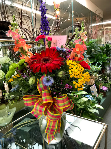 Florist «Crystals Flowers & Gifts», reviews and photos, 17314 Pacific Ave S, Spanaway, WA 98387, USA