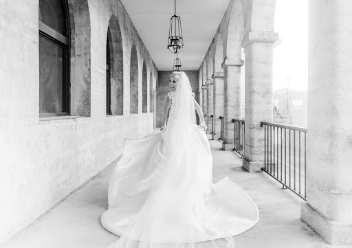 Bridal Shop «Laura Jacobs Bridal», reviews and photos, 9903 Gulf Coast Main St #142, Fort Myers, FL 33913, USA