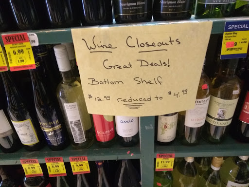 Convenience Store «Central Beverage», reviews and photos, 4 Central St, Essex Junction, VT 05452, USA