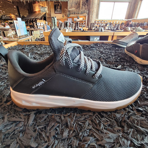 Sporting Goods Store «Bass Pro Shops», reviews and photos, 1000 Basspro Dr, Houston, TX 77047, USA