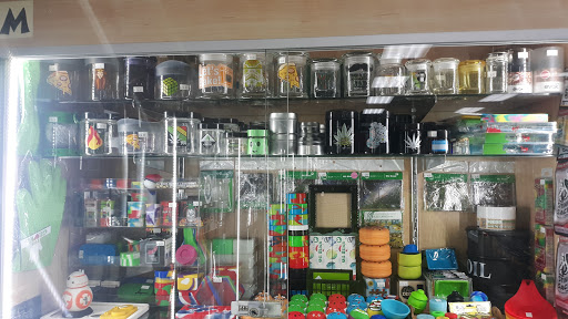 Tobacco Shop «Smoke City», reviews and photos, 295 Blanding Blvd, Orange Park, FL 32073, USA