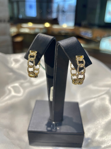 Jewelry Store «Dennis Jewelry», reviews and photos, 14701 San Pedro Ave, San Antonio, TX 78232, USA