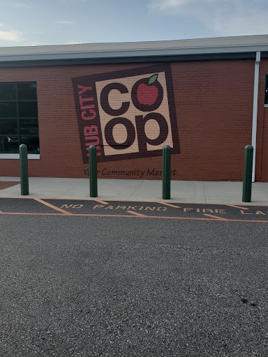 Grocery Store «Hub City Co-op Grocery Store», reviews and photos, 176 Liberty St, Spartanburg, SC 29306, USA