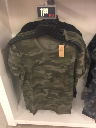 Clothing Store «AEO Factory Store», reviews and photos, 8200 Vineland Ave Suite 101, Orlando, FL 32821, USA