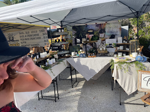 Grocery Store «Sanibel Island Farmers Market», reviews and photos, 800 Dunlop Rd, Sanibel, FL 33957, USA