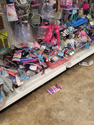Dollar Store «Dollar Tree», reviews and photos, 759 Lynnway, Lynn, MA 01905, USA