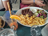 Plats et boissons du Restaurant de grillades Martine à la Mer à Vias - n°3