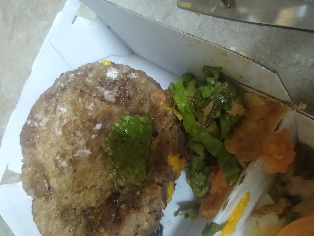 Wahlburgers @ Hy-Vee 57110