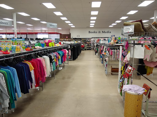 Thrift Store «The Salvation Army Family Store & Donation Center», reviews and photos, 717 3rd Ave SE, Cedar Rapids, IA 52401, USA
