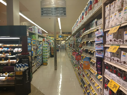 Grocery Store «Safeway», reviews and photos, 1025 Alhambra Blvd, Sacramento, CA 95816, USA