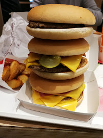 Hamburger du Restaurant servant le petit-déjeuner McDonald's à Lille - n°1