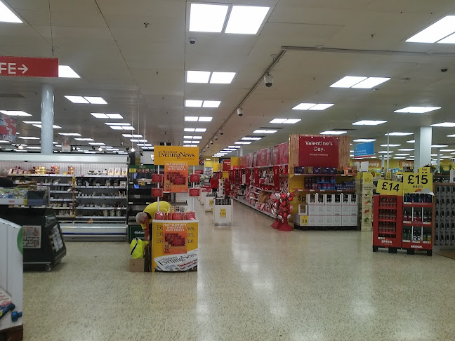 Reviews of Tesco Extra in Manchester - Supermarket