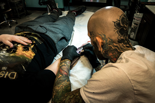Tattoo Shop «Mantra Tattoo and Piercing, Body Jewelry», reviews and photos, 1695 Wadsworth Blvd, Lakewood, CO 80214, USA