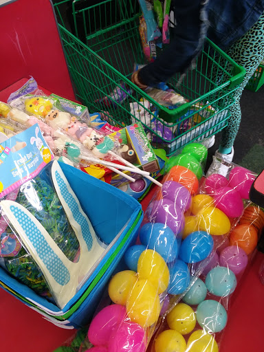 Dollar Store «Dollar Tree», reviews and photos, 12110 U.S. 71 B, Grandview, MO 64030, USA