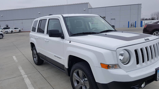 Car Dealer «Deery of Ames Chrysler Dodge Jeep Ram», reviews and photos, 1700 SE 16th St, Ames, IA 50010, USA