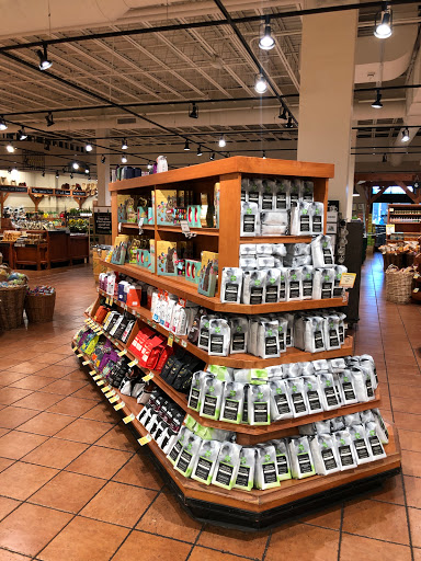 Supermarket «The Fresh Market», reviews and photos, 2207 Colonial Ave SW, Roanoke, VA 24015, USA