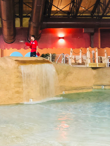 Water Park «Kahuna Laguna Indoor Water Park», reviews and photos, 2251 White Mountain Hwy, North Conway, NH 03860, USA