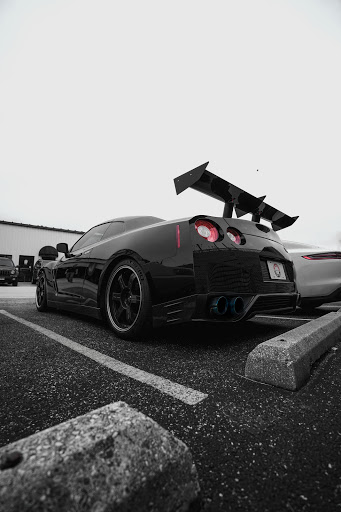 Auto Body Shop «Ultimate Paint Shop», reviews and photos, 28865 Nagel Ct, Lake Bluff, IL 60044, USA