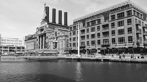 American Restaurant «Hard Rock Cafe», reviews and photos, 601 E Pratt St, Baltimore, MD 21202, USA