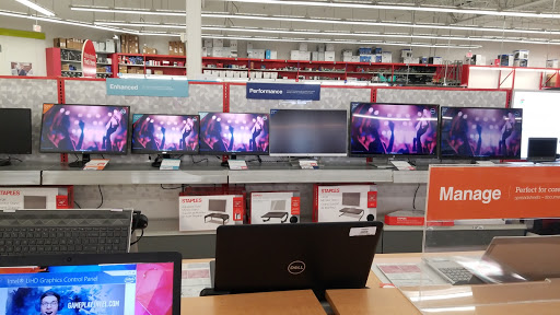 Office Supply Store «Staples», reviews and photos, 8139 Old Troy Pike, Huber Heights, OH 45424, USA