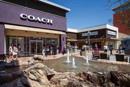 Phoenix Premium Outlets