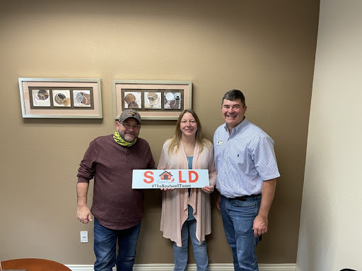 Real Estate Agents «The Dan & Cindy Boutwell Team RE/MAX Northwest», reviews and photos, 17506 Bobcat Trail, Cypress, TX 77429, USA