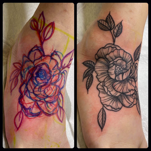 Explore cool small face tattoo ideas, creative tattoo ideas in Kearney, available at Babalus Professional Tattoo Studio