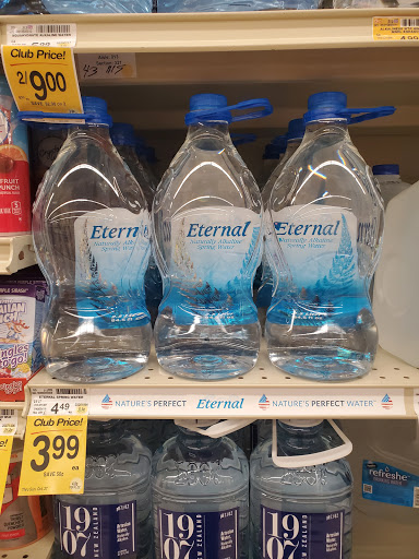Safeway image