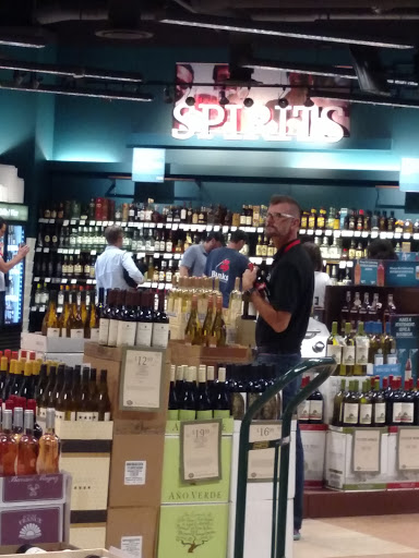 Liquor Store «ABC Fine Wine & Spirits», reviews and photos, 3355 N Federal Hwy, Oakland Park, FL 33306, USA