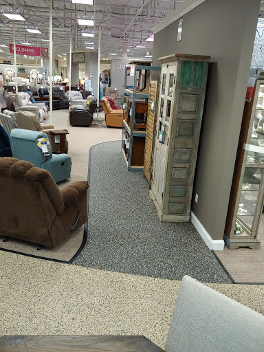 Furniture Store «Fashion Furniture», reviews and photos, 255 W El Paso Ave, Fresno, CA 93711, USA