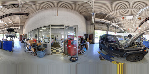 Auto Repair Shop «Robinson Auto Repair Inc.», reviews and photos, 2114 W Galena Blvd, Aurora, IL 60506, USA
