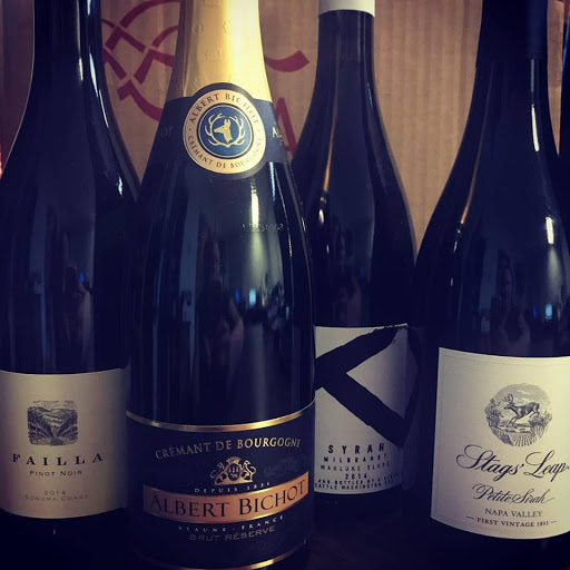 Restaurant «Evans Street Station», reviews and photos, 110 S Evans St, Tecumseh, MI 49286, USA