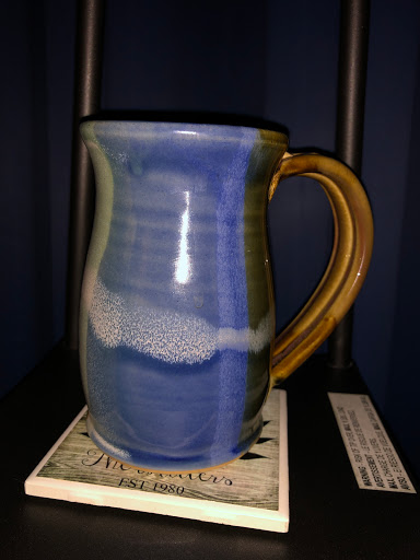 Pottery Store «Mississippi Mud Pottery», reviews and photos, 310 E Broadway, Alton, IL 62002, USA