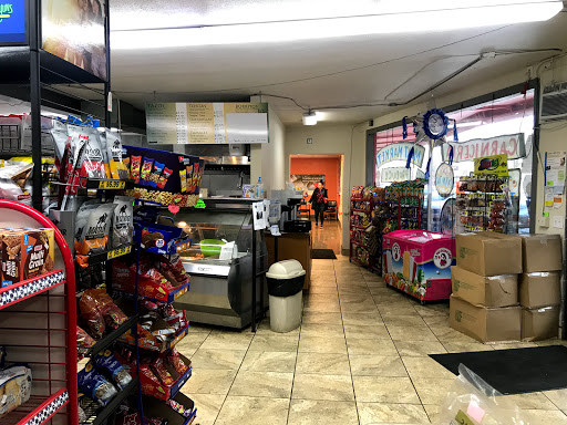 Grocery Store «Mi Casita Market», reviews and photos, 834 N Main St, Independence, OR 97351, USA
