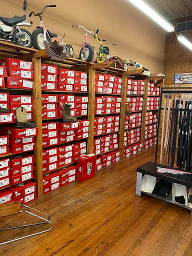 Department Store «Hooks Big D Corral», reviews and photos, 119 N Washington St, DeRidder, LA 70634, USA