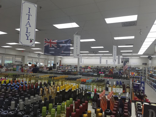 Liquor Store «Montgomery County Liquor & Wine - Muddy Branch», reviews and photos, 866 Muddy Branch Rd, Gaithersburg, MD 20878, USA