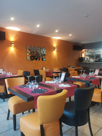 Atmosphère du Restaurant asiatique Asia - Sushi Boulevard à Maubec - n°4