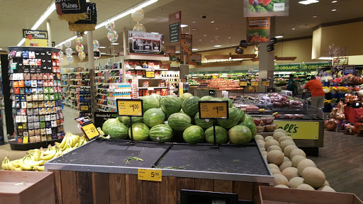 Grocery Store «Vons», reviews and photos, 8949 N Cedar Ave, Fresno, CA 93720, USA