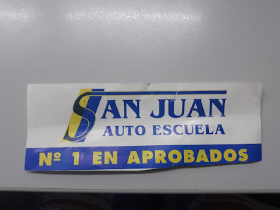 Autoescuela San Juan s.c Av. de Palomares, 11, 41920 San Juan de Aznalfarache, Sevilla, España