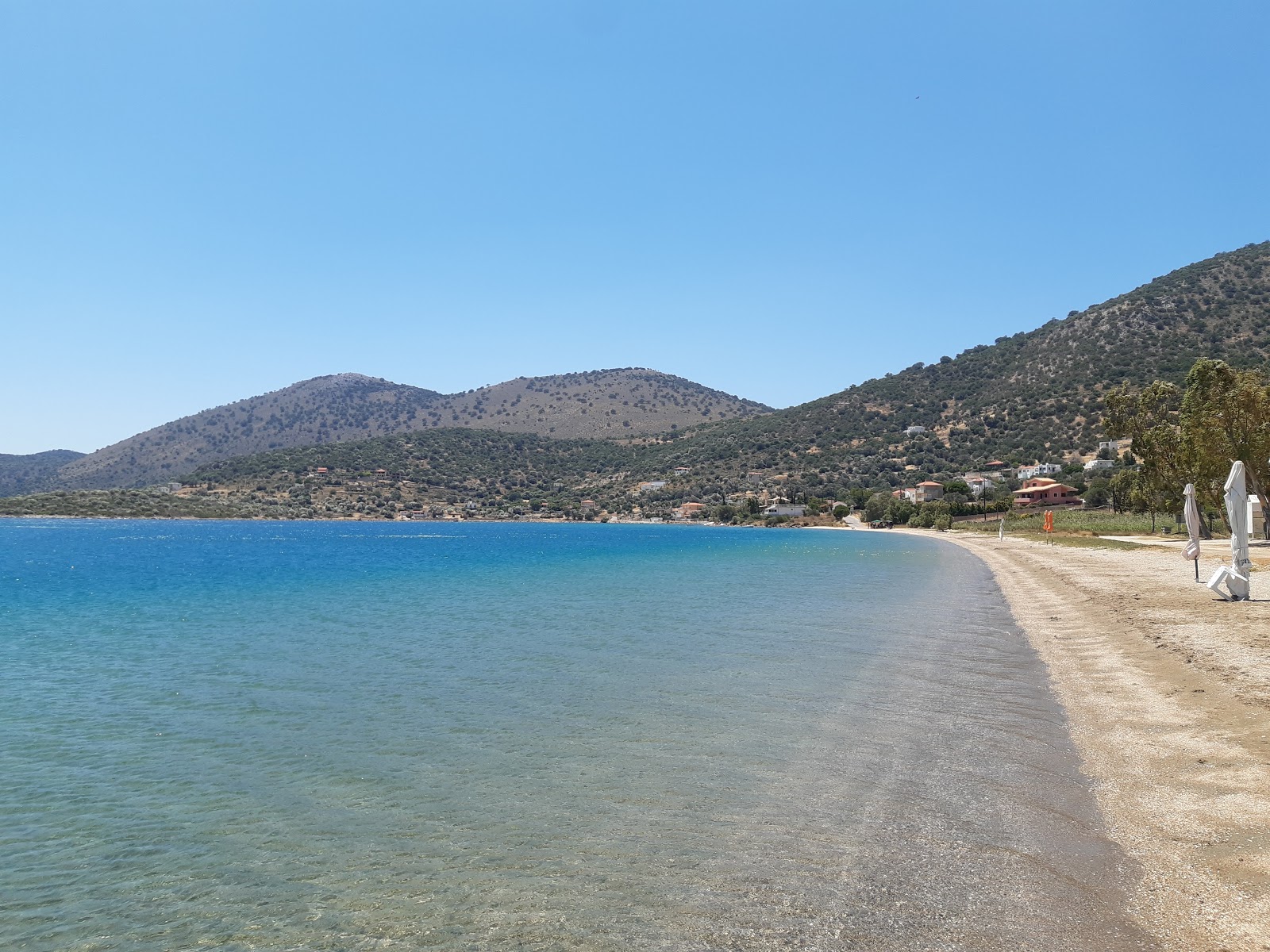 Foto von Agios Dimitrios beach mit schwarzer sand & kiesel Oberfläche