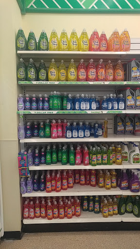Dollar Store «Dollar Tree», reviews and photos, 555 High St, Mt Holly, NJ 08060, USA