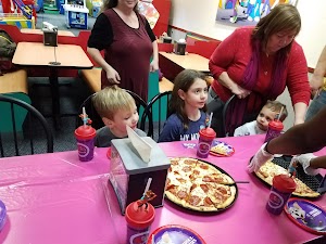 Chuck E. Cheese - photo 75