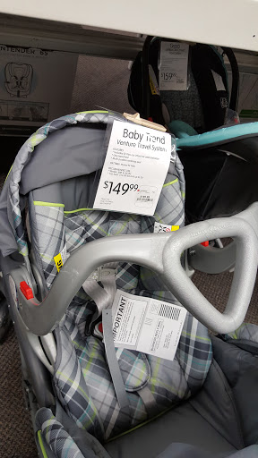 Clothing Store «Burlington Coat Factory», reviews and photos, 6875 Southland Dr, Middleburg Heights, OH 44130, USA